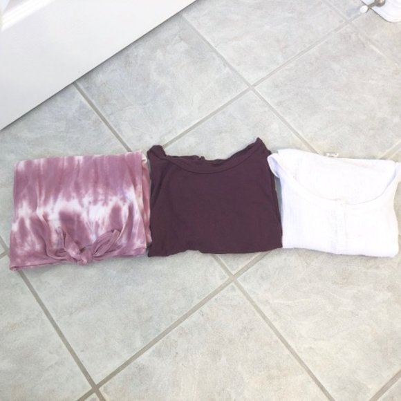 LIKE NEW 3 Random Clothes Bundle / Short Sleeve and Long Sleeve Bundle - Picture 3 of 5